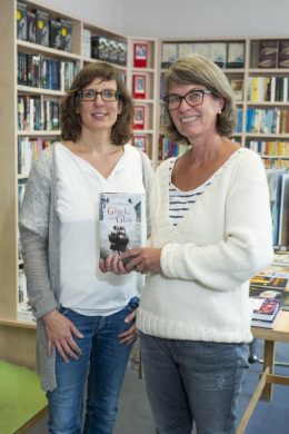 Susanne Thomas und Sabine Stupp empfehlen "Glück und Glas" von Lilli Beck